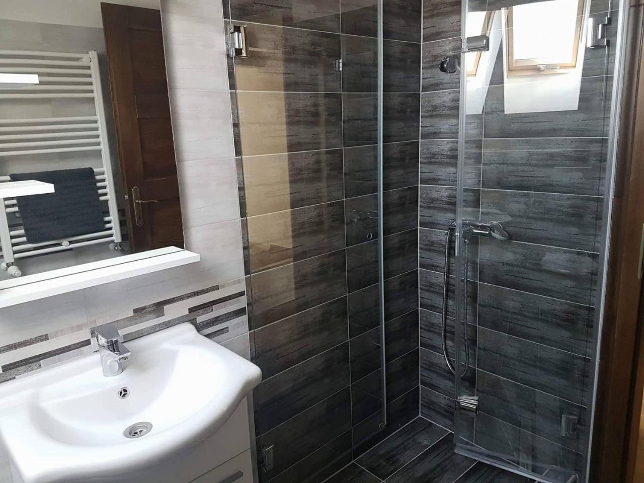 Hôtel Szoloskert Vendeghaz à Pakozd Extérieur photo